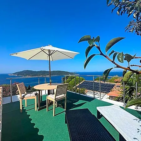 La Coccinelle 3*